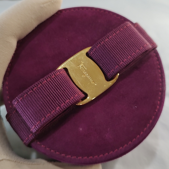 Salvatore Ferragamo Burgundy Jewelry Box Gold hardware with classic bow - Picture 7 of 11